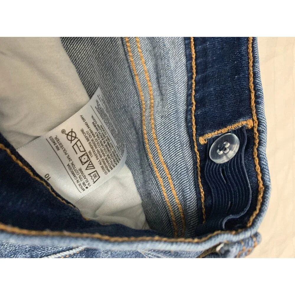 OLD NAVY GIRLS JEANS SHORTS SIZE 10